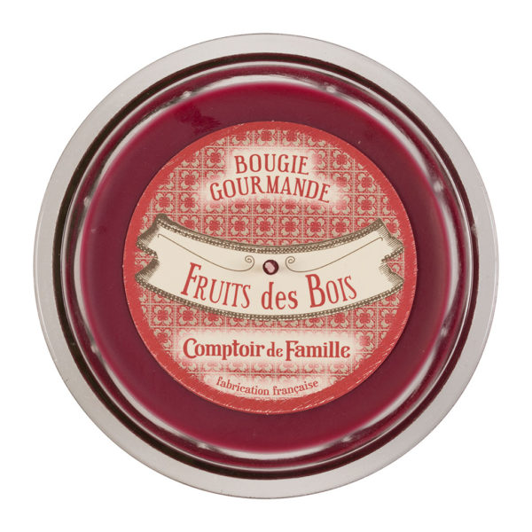 bougie gourmande couleur prune parfum fruit des bois