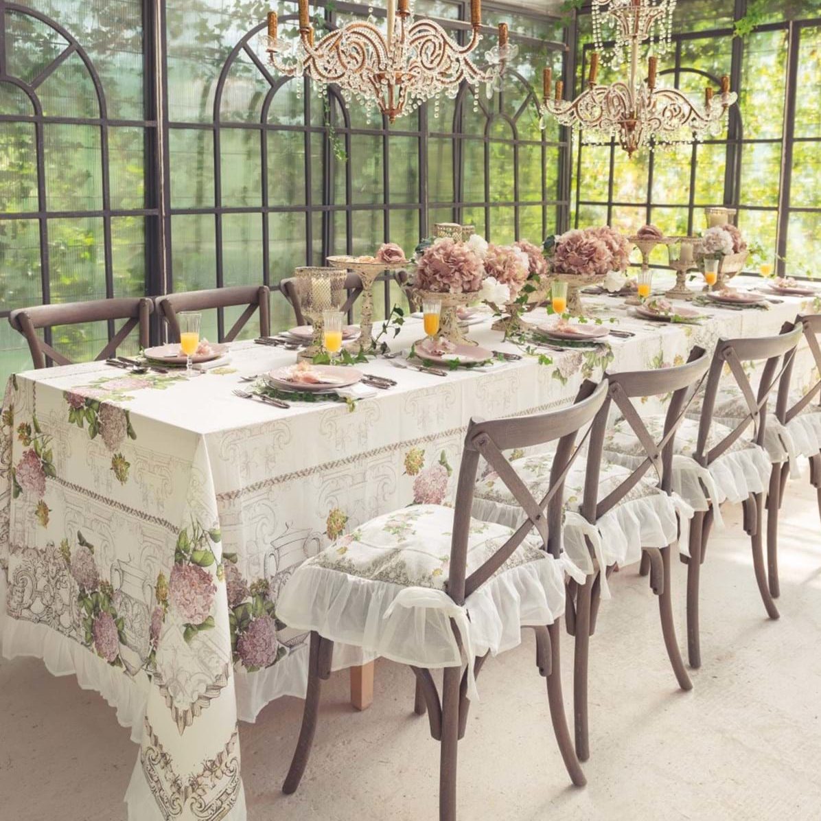 décoration de table romantique mariage ou communion