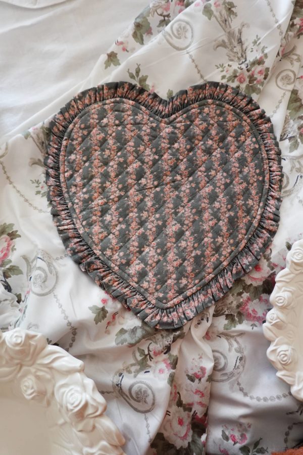 set de table romantique en forme de coeur