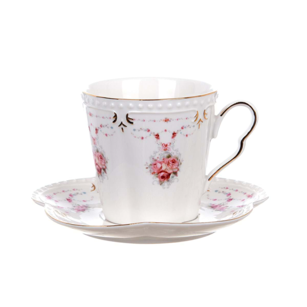 tasse et sous-tasse en porcelaine rose et dorée